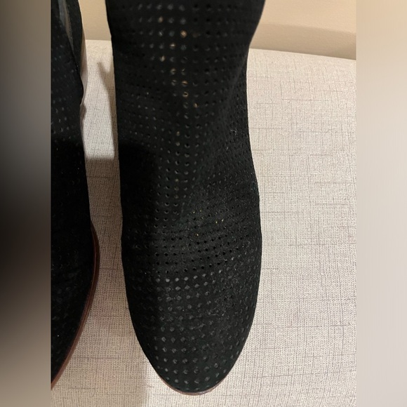 Sam Edelman Black Paula Bootie, size 8.5 - Picture 3 of 6